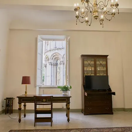 Apartment La Cattedrale Dalla Finestra